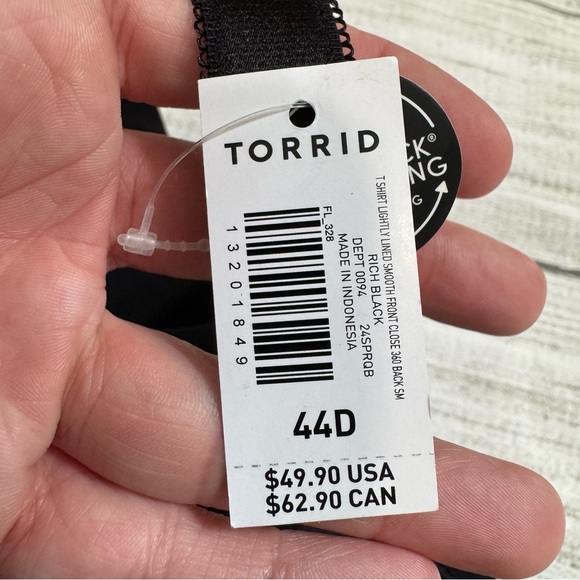 Torrid NWT T Shirt Lightly Lined Smooth Underwire Bra - Picture 7 of 7